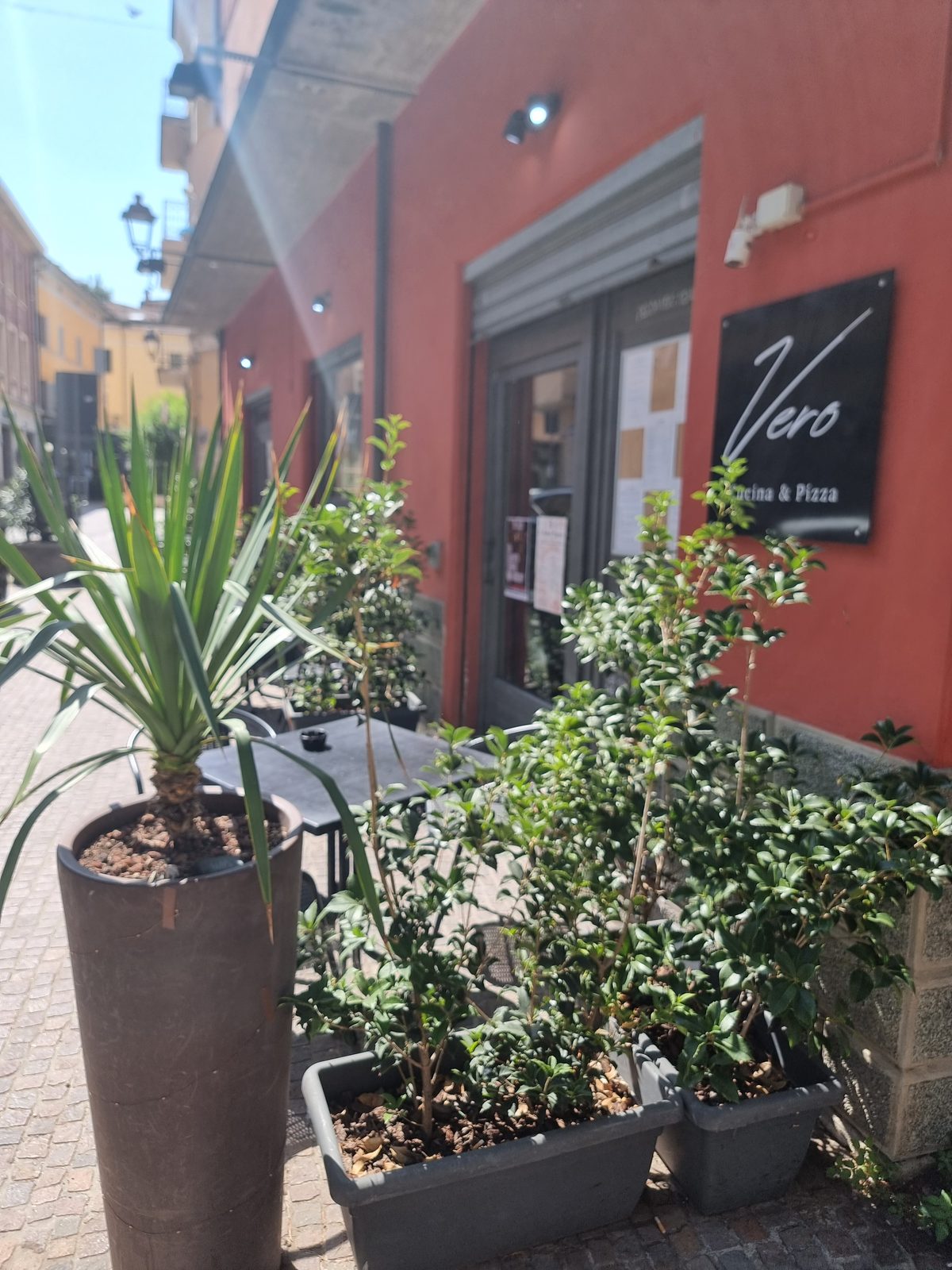 Insegna VERO Cucina e Pizza a Bazzano